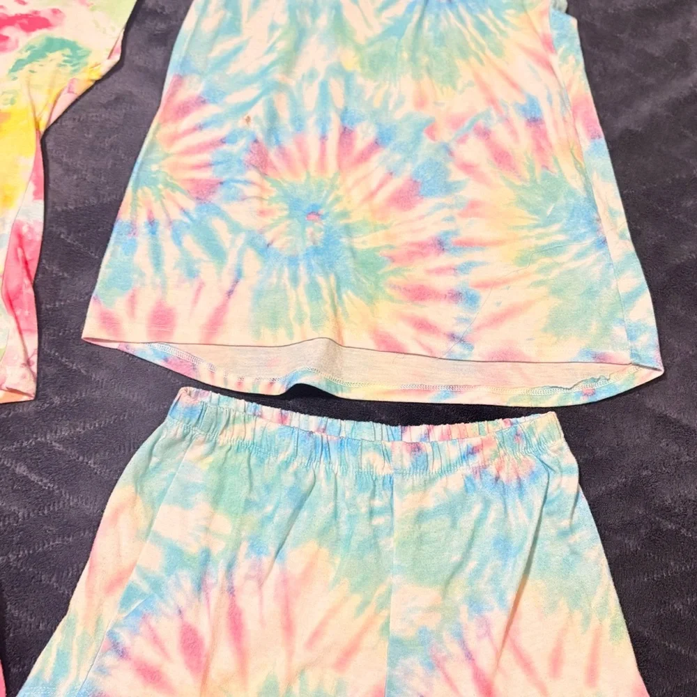 Girls Sleep shirt/short combos size (7/8)